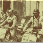 Domenico Blanco in sella durante un raduno Vespa