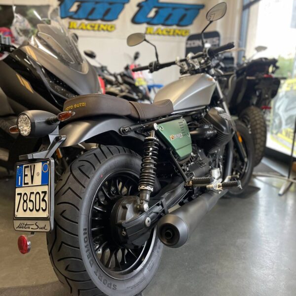 Moto Guzzi v9