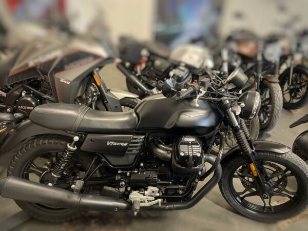 Moto Guzzi v7