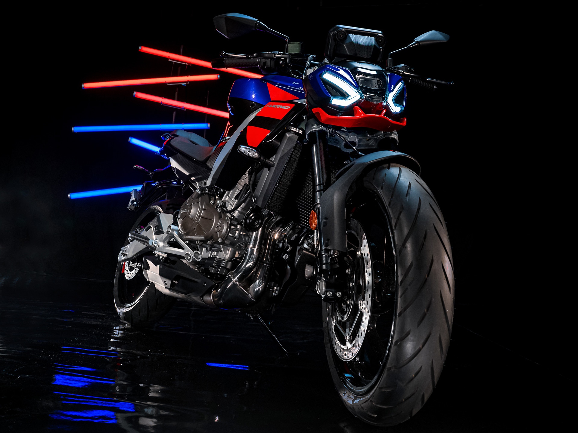 Aprilia Tuono 457
