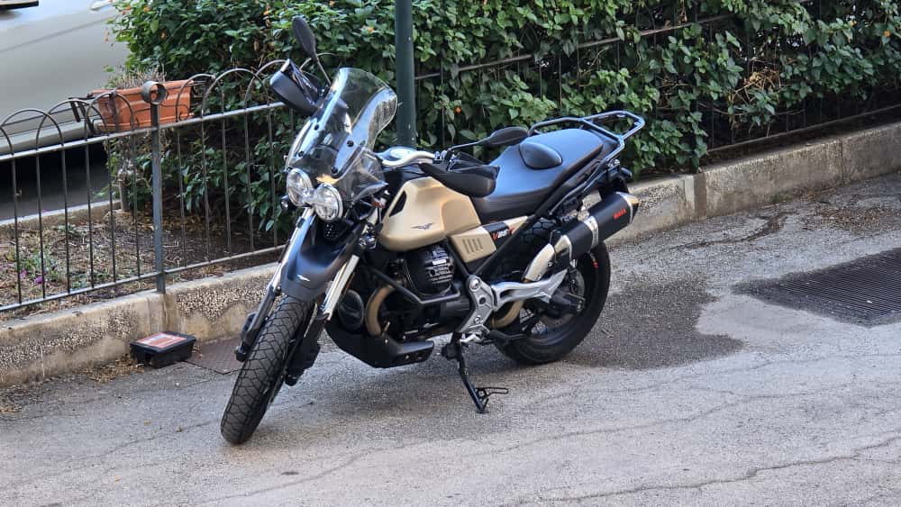 MOTO GUZZI V85TT 850 anno 2020